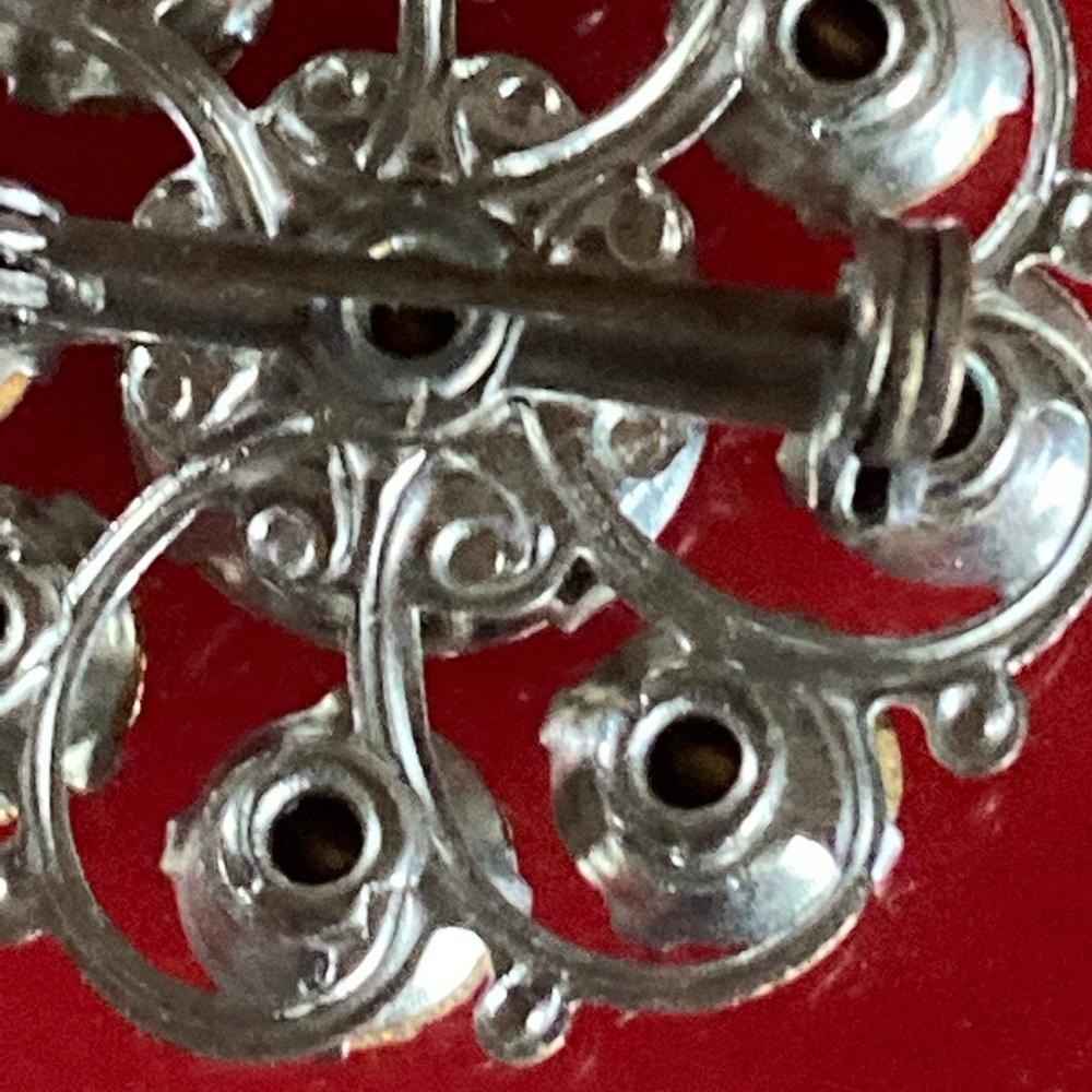 Vintage Rhinestone Brooch - Picture 5 of 5